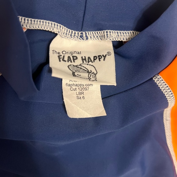 Flap Happy Rash Guard - Picture 3 of 3